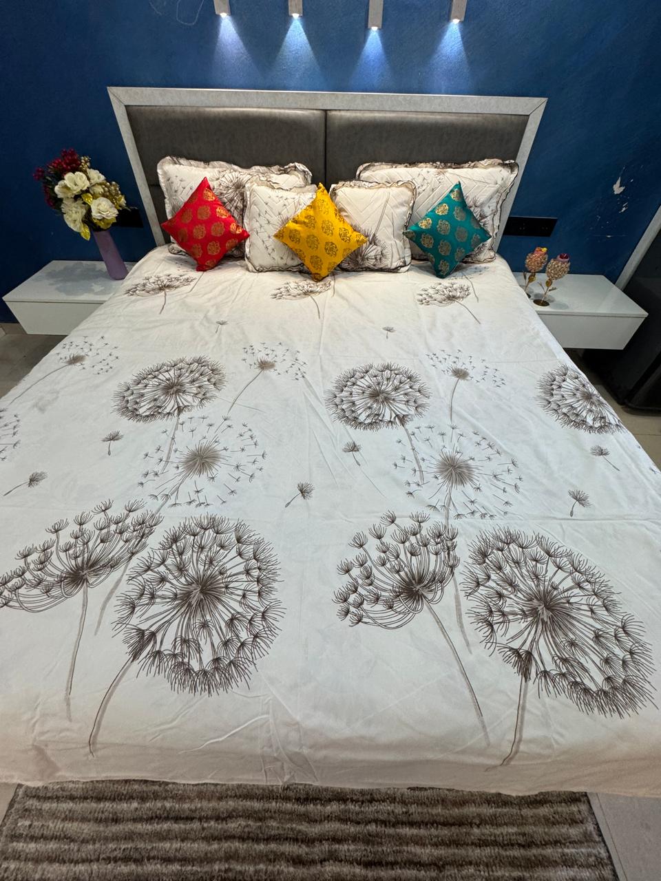 DICE KING SIZE CREAM FLORAL 5 PIECE BEDDING SET