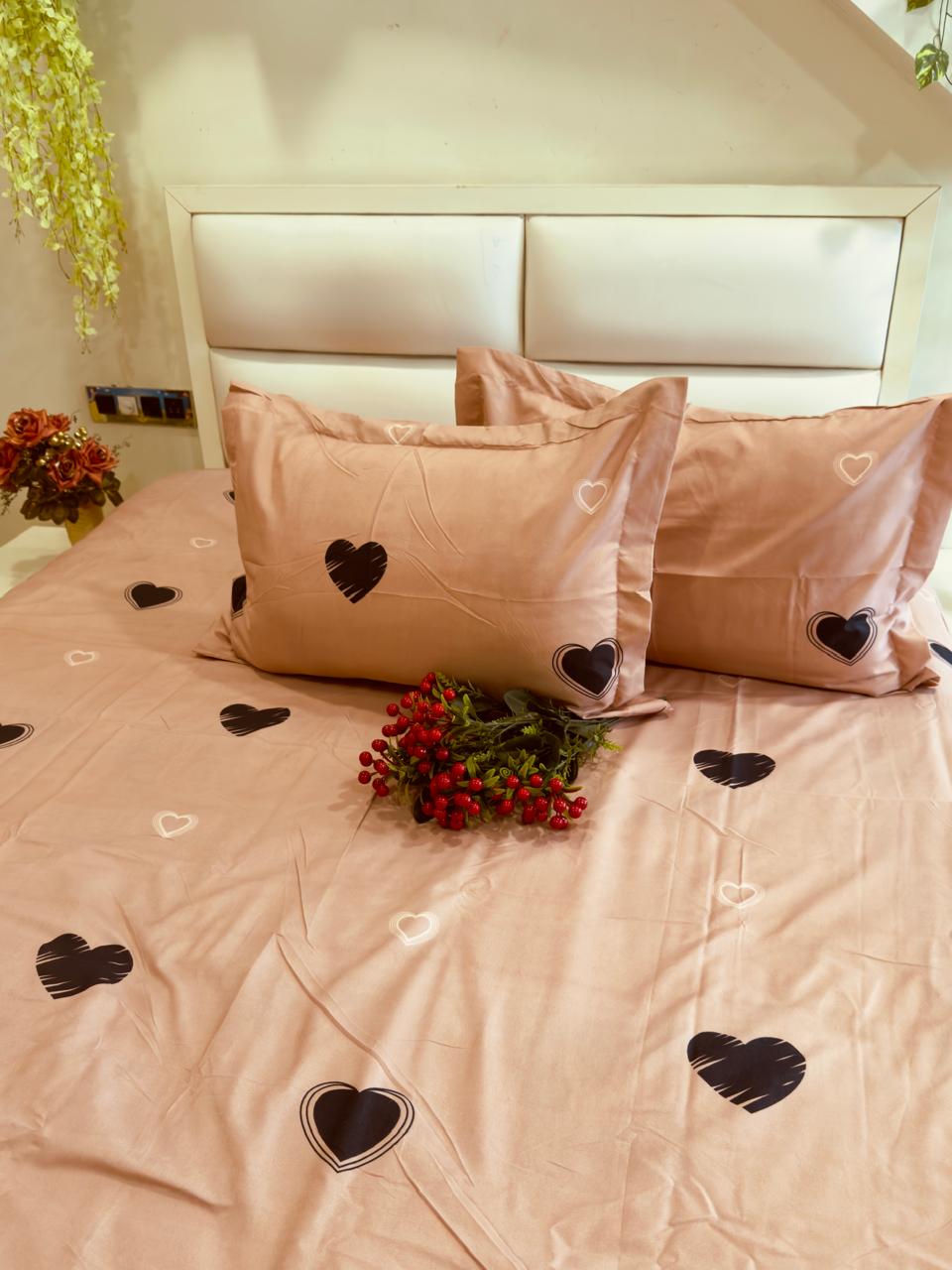 DIGITALART PINK HEART KING SIZE MICROFIBER BEDSHEET