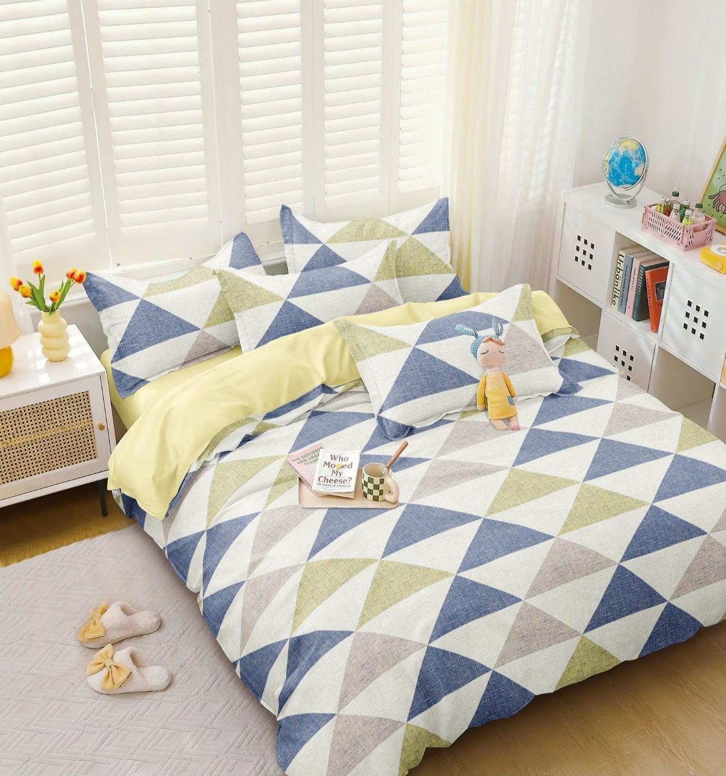 BELLEZA LIGHT GREY GEOMETRICAL DOUBLE SIZE MICROFIBER BEDSHEET