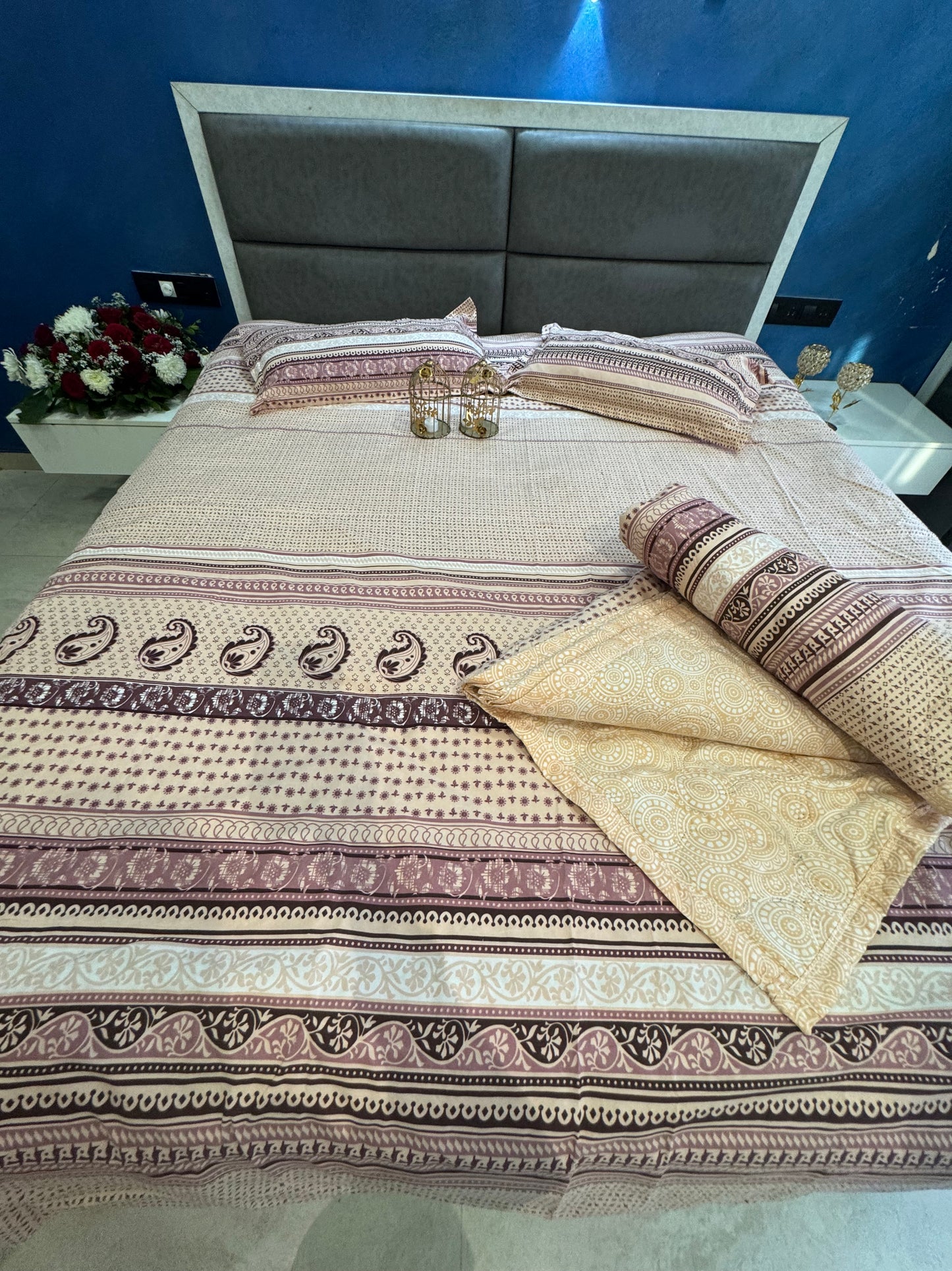 LITCHI ULTRASONIC PEACH COMFORTER SET