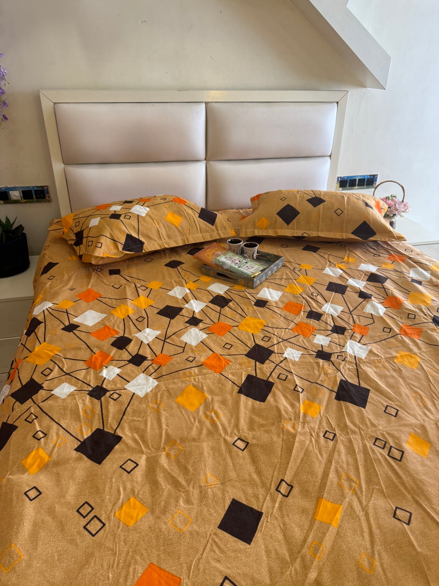 BERLIN YELLOW ORANGE GEOMETRIC DOUBLE SIZE MICROFIBER BEDSHEET