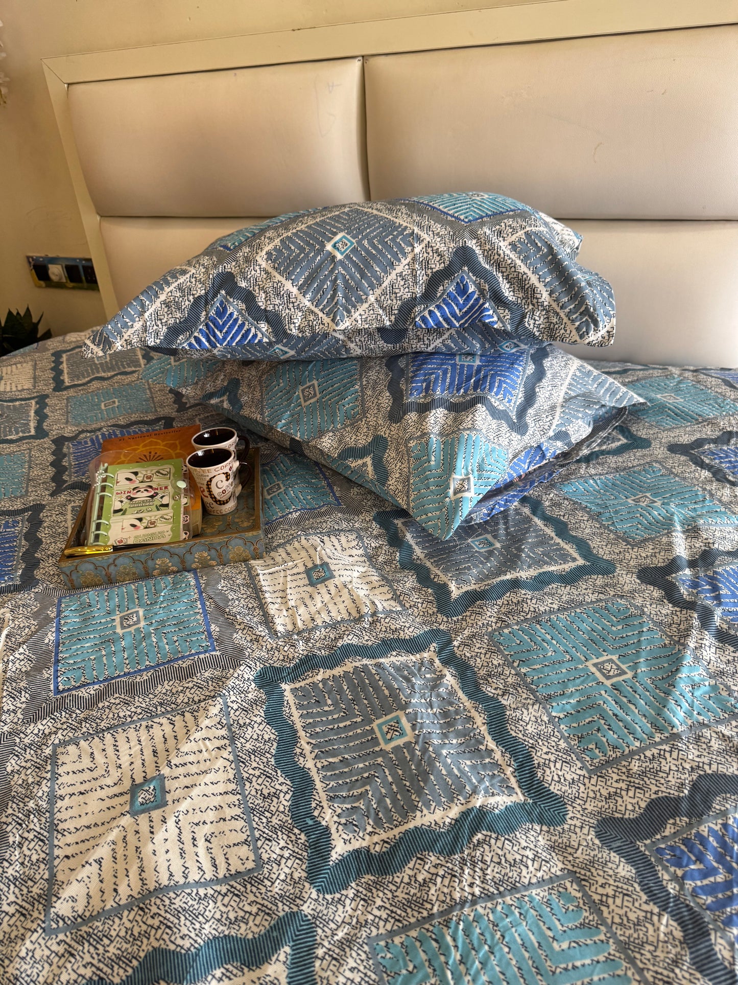BERLIN PEACH DIAMOND SHAPE QUEEN SIZE MICROFIBER BEDSHEET