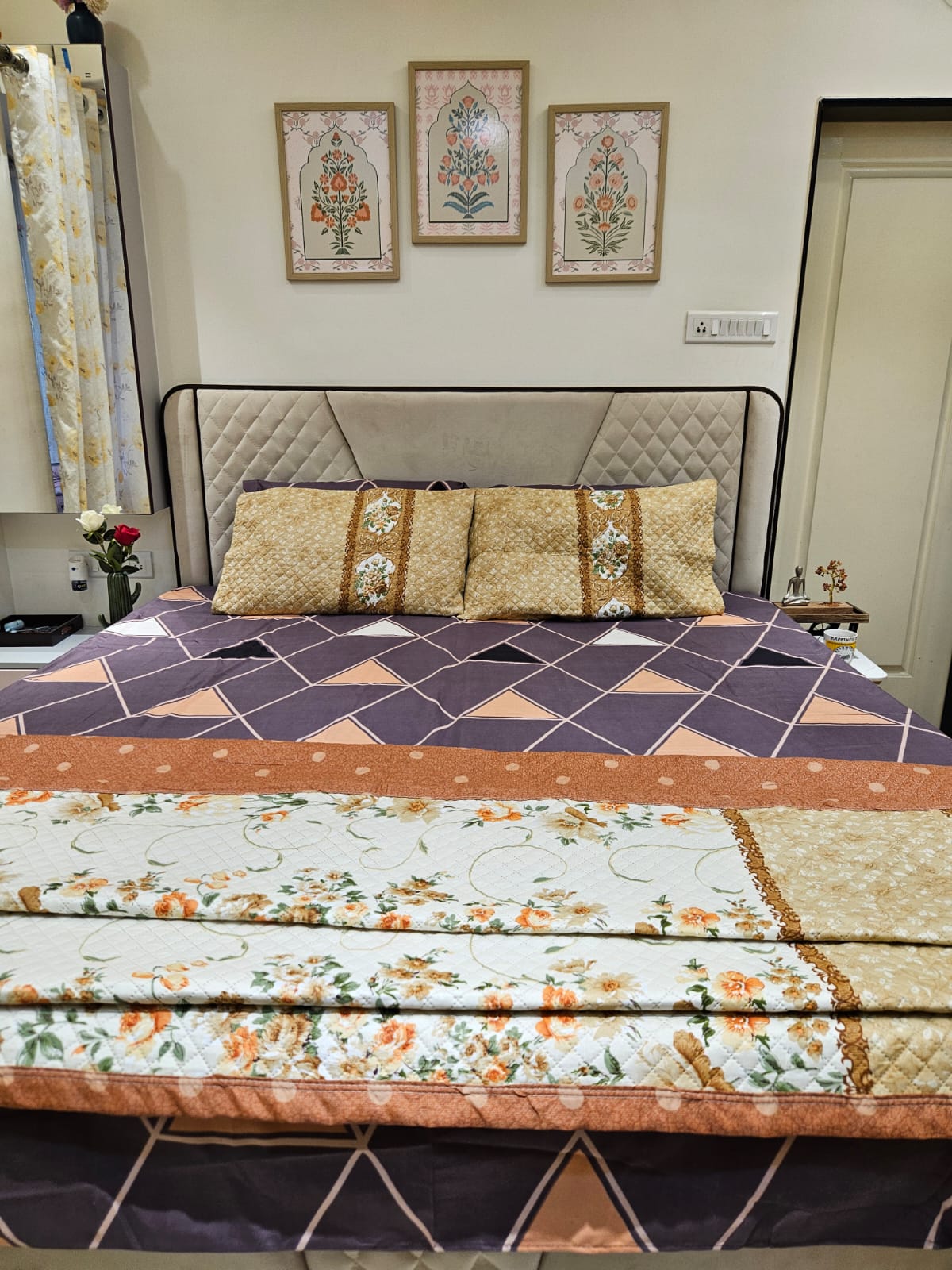 CADBURY KING SIZE REVERSIBLE FLORAL OFF WHITE BROWN BEDCOVER