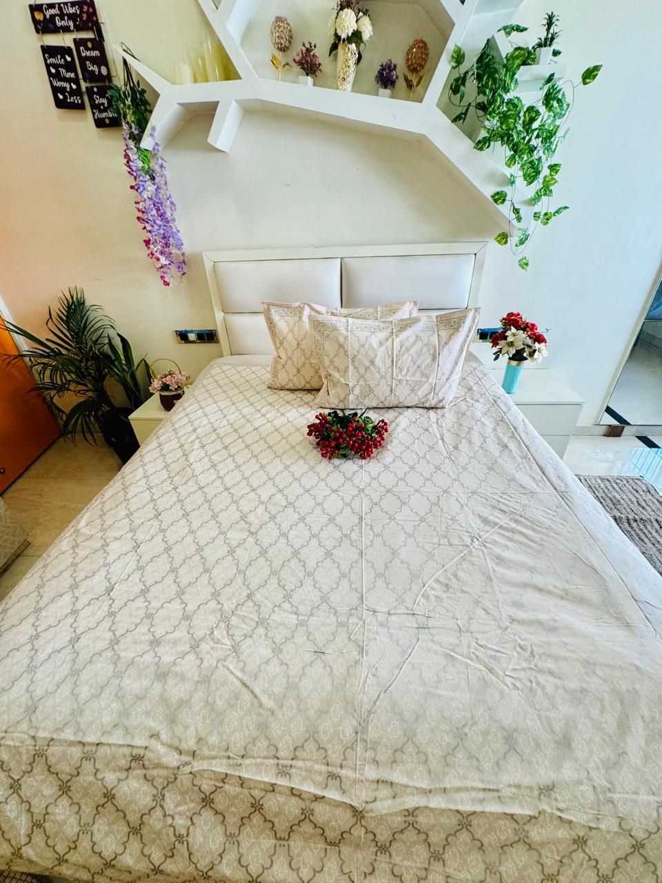 SILVER PRINT CHECKERED PEACH PURE COTTON BEDSHEET