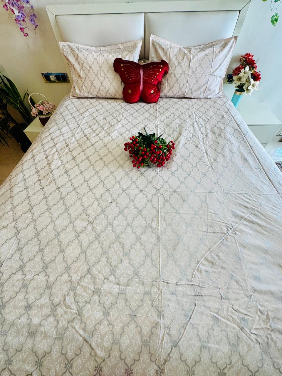 SILVER PRINT CHECKERED PEACH PURE COTTON BEDSHEET