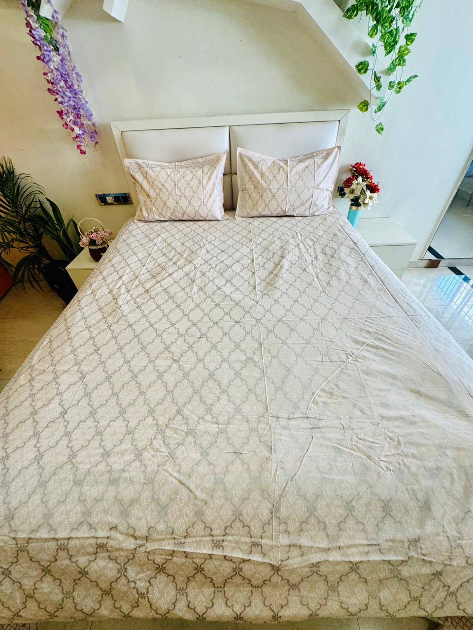 SILVER PRINT CHECKERED PEACH PURE COTTON BEDSHEET