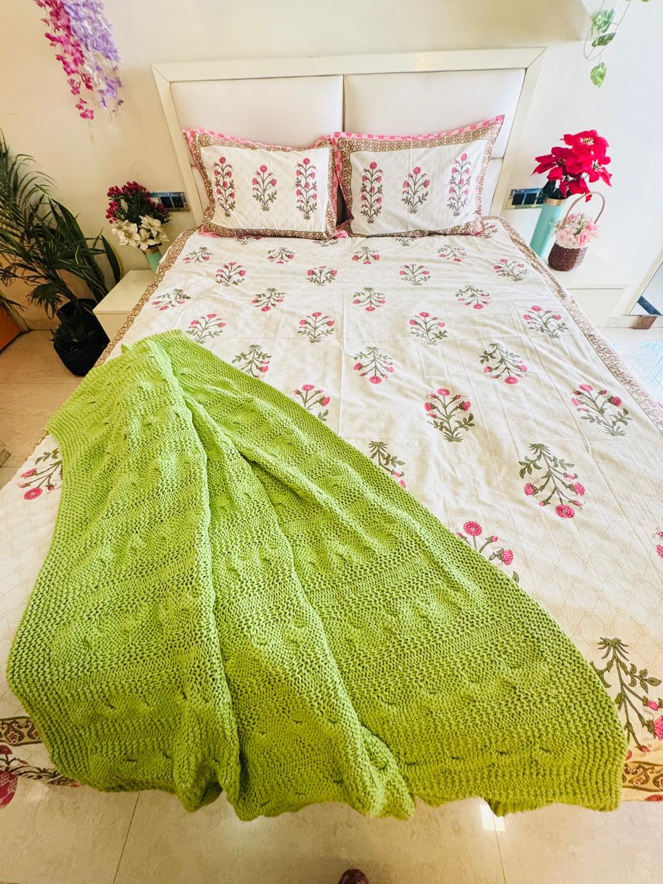 Pure Cotton Gulabi Floral Booti Off White Bedsheet