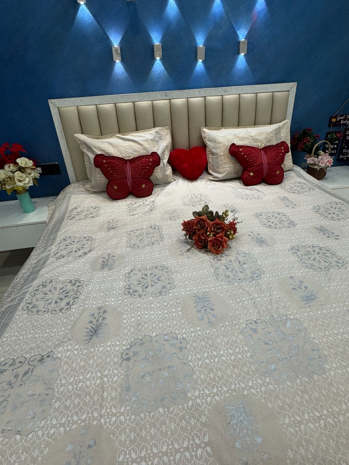 SILVER PRINT SQUARE MOTIFS LIGHT PEACH PURE COTTON BEDSHEET