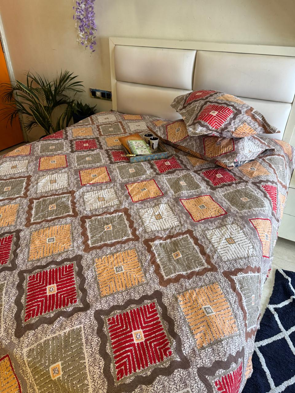 BERLIN PEACH DIAMOND SHAPE QUEEN SIZE MICROFIBER BEDSHEET