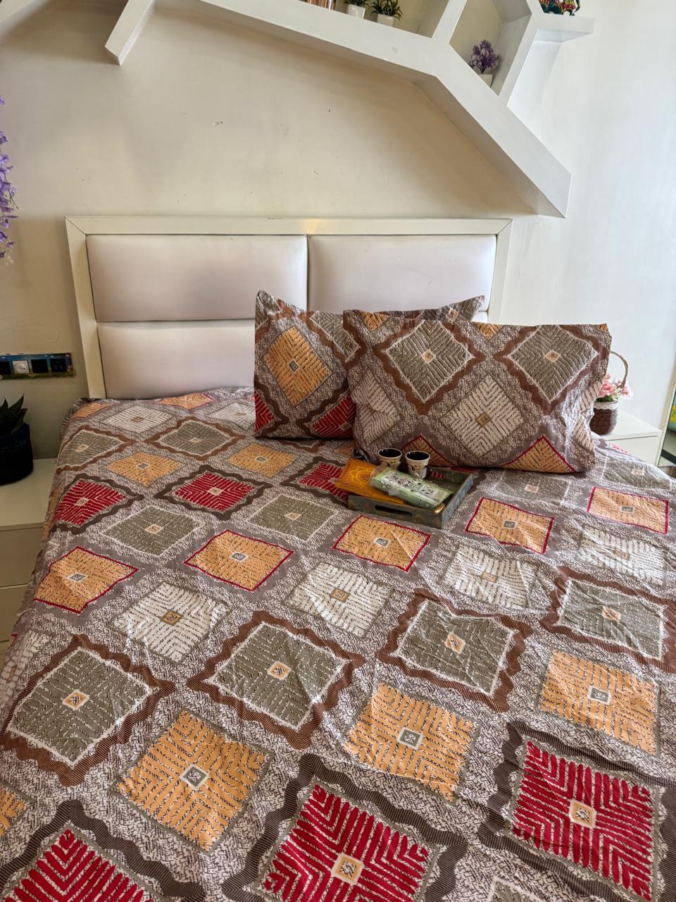 BERLIN PEACH DIAMOND SHAPE QUEEN SIZE MICROFIBER BEDSHEET