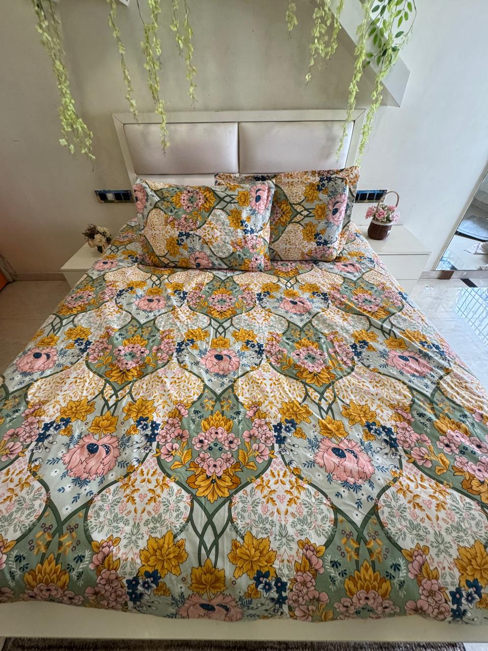 BELLEZA CREAM FLORAL DOUBLE SIZE MICROFIER BEDSHEET
