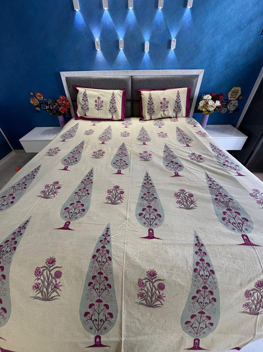 ECUADOR CREAM WITH MAGENTA FLORAL QUEEN SIZE COTTON BEDSHEET