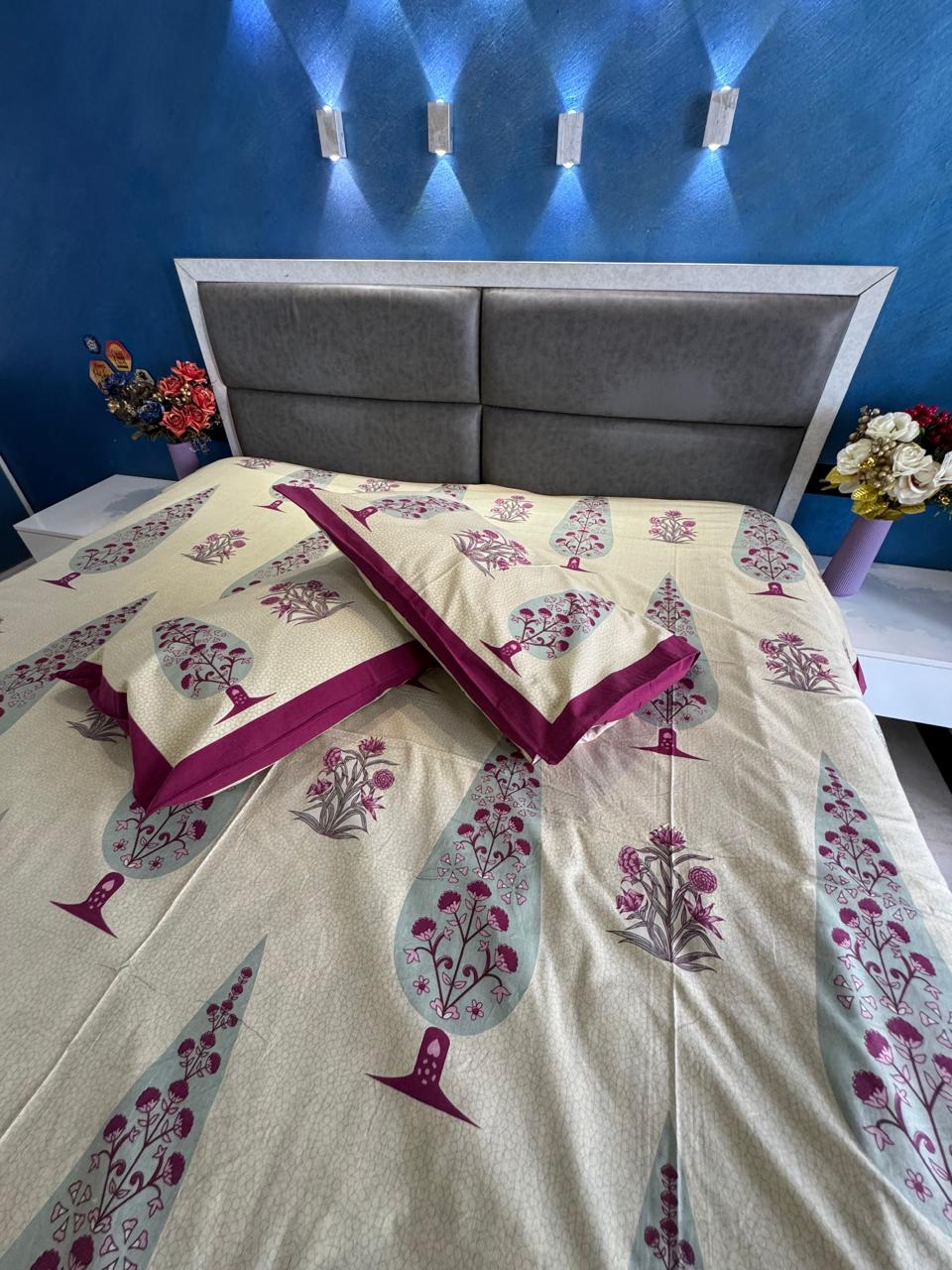 ECUADOR CREAM WITH MAGENTA FLORAL QUEEN SIZE COTTON BEDSHEET
