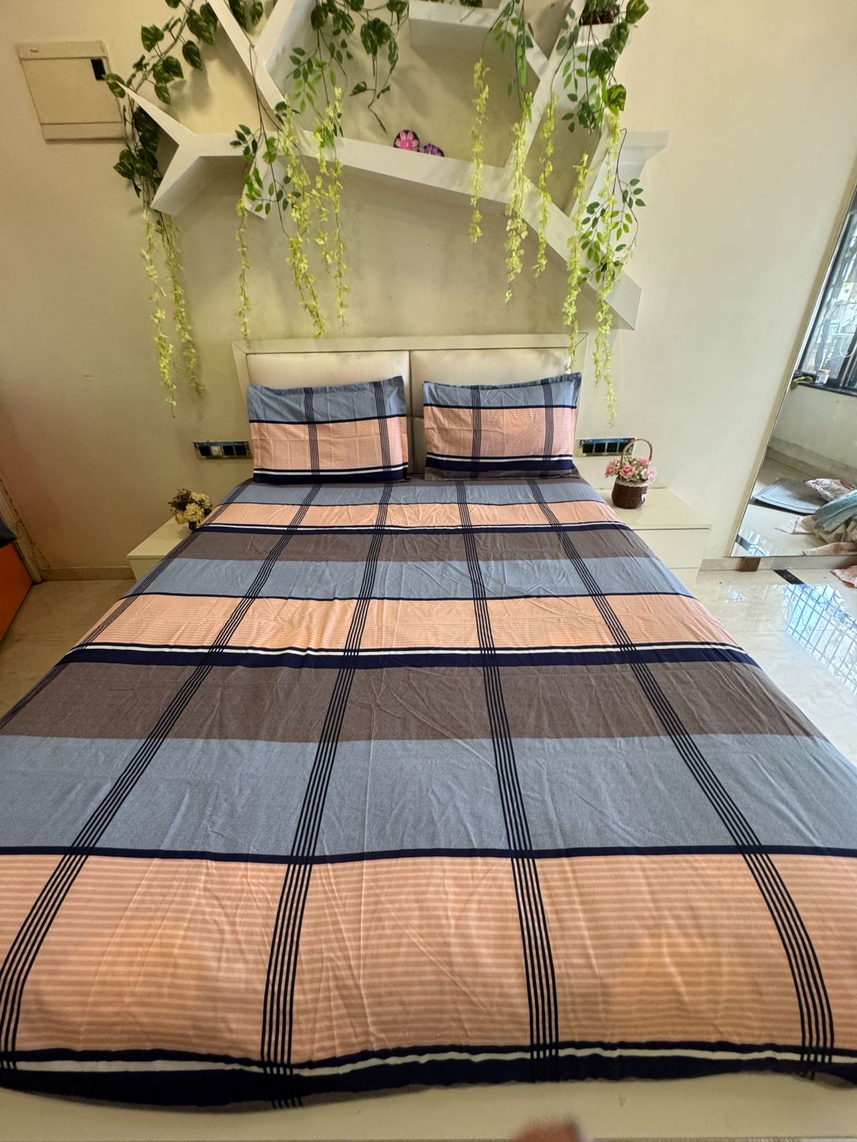 BELLEZA MULTICOLOUR CHECKERED DOUBLE SIZE MICROFIBER BEDSHEET