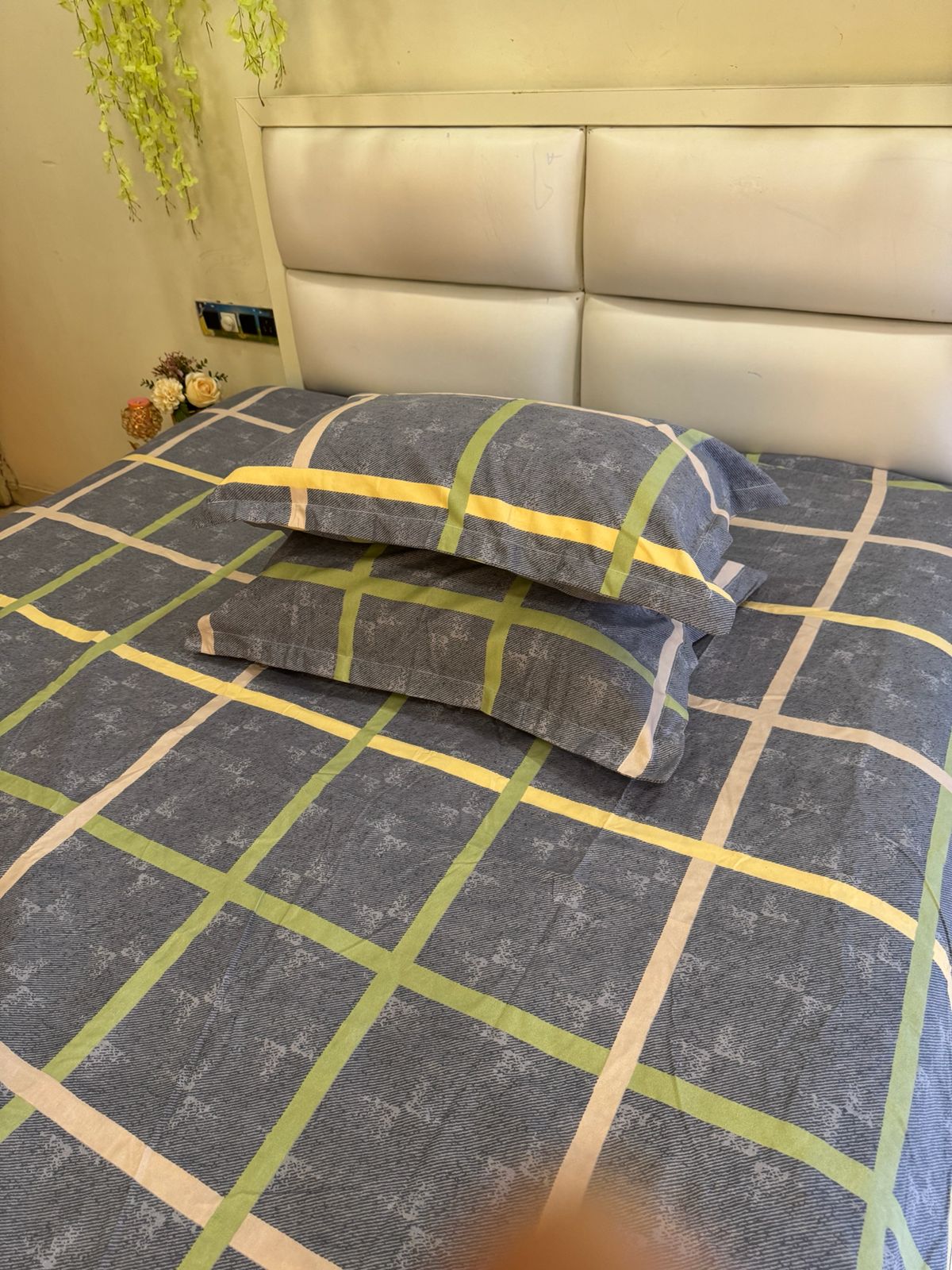 BELLEZA DARK GREY CHECKERED DOUBLE SIZE MICROFIBER BEDSHEET